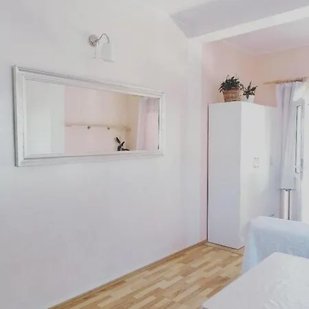 With Parking Space Zaboric, Sibenik - 21367 Apartamento Žaborić